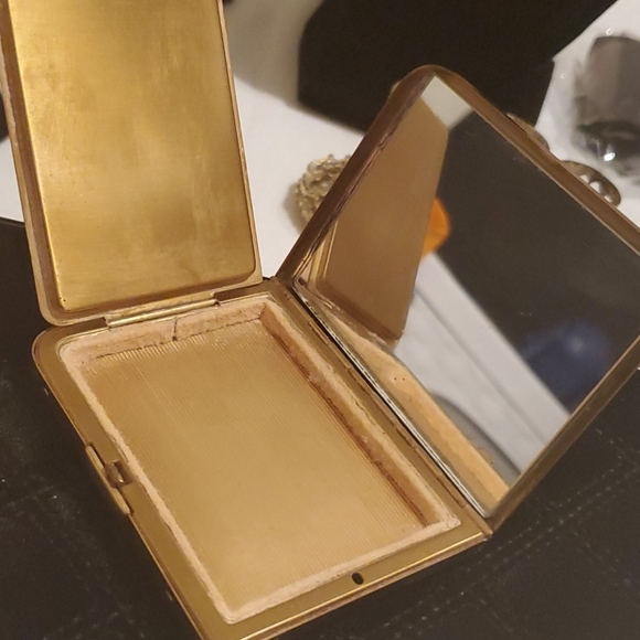 Vintage compact - Picture 8 of 8